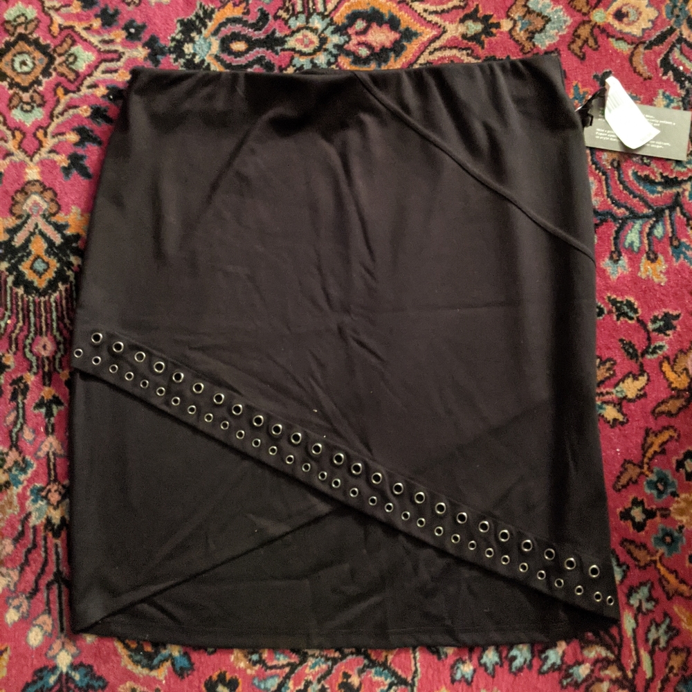 mblm by Tess Holliday Plus Size Grommet Skirt - Picture 5 of 11